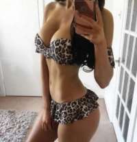 Atakum Bayan'nın En Çekici Kızı: İdeal Ölçülerde Estetik ve Şıklık