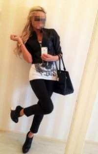 Yabancı Bayan İçin Büyüleyici Hizmetler